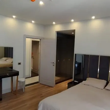 Apartmán First Avenue Mall &